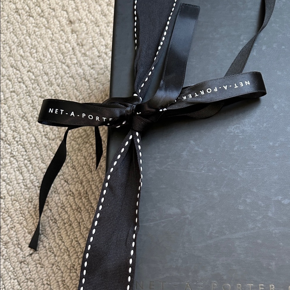 Net-A-Porter Black Storage Box - Picture 4 of 8